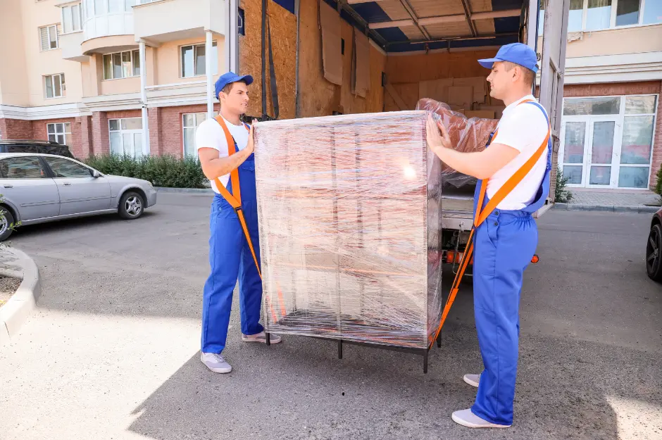 Key factors influencing interstate furniture removal costs
